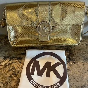 Incredible Michael Kors metallic gold day/evening with clutch transition option